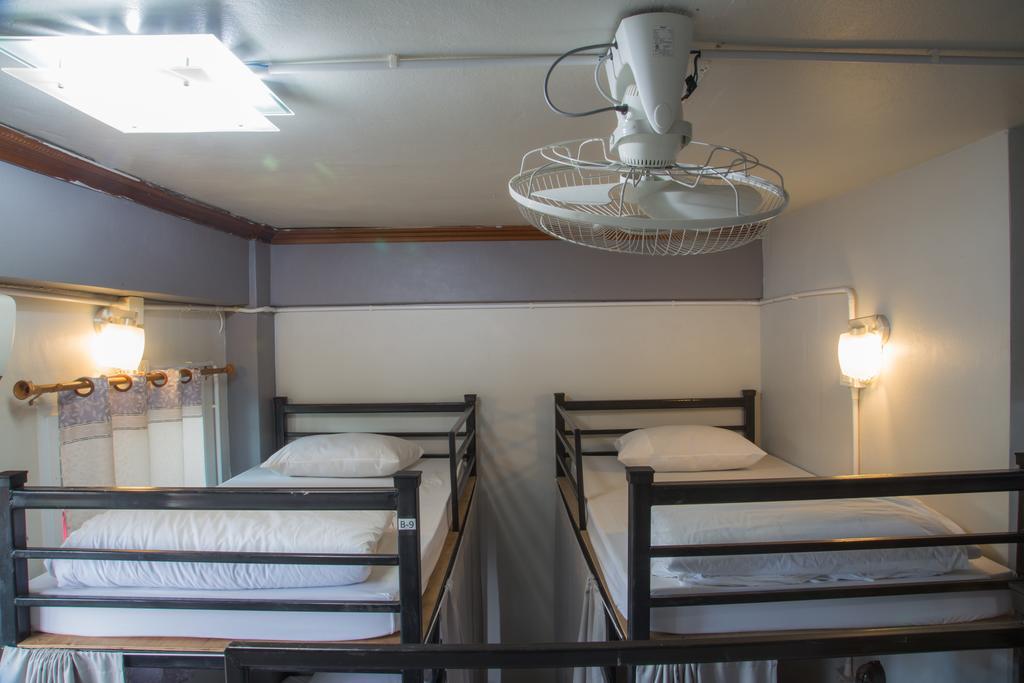 צ'יאנג מאי Cassette Hostel מראה חיצוני תמונה
