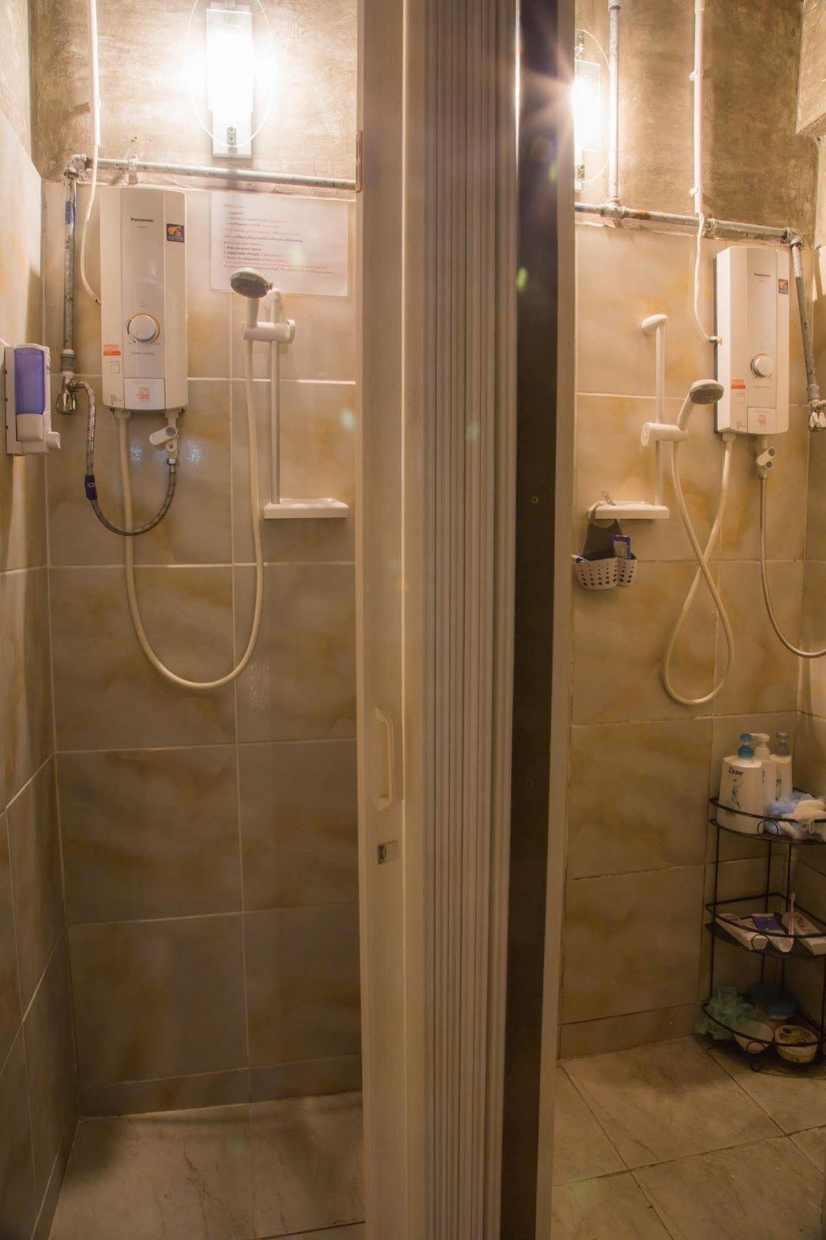 צ'יאנג מאי Cassette Hostel מראה חיצוני תמונה
